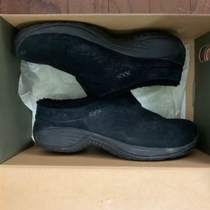 Merrell Womens Primo Braid slip ons in black Suede Size 8.5